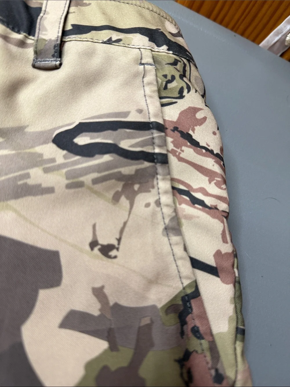 Kid’s Under Armour Storm Camo pants. Size: 10